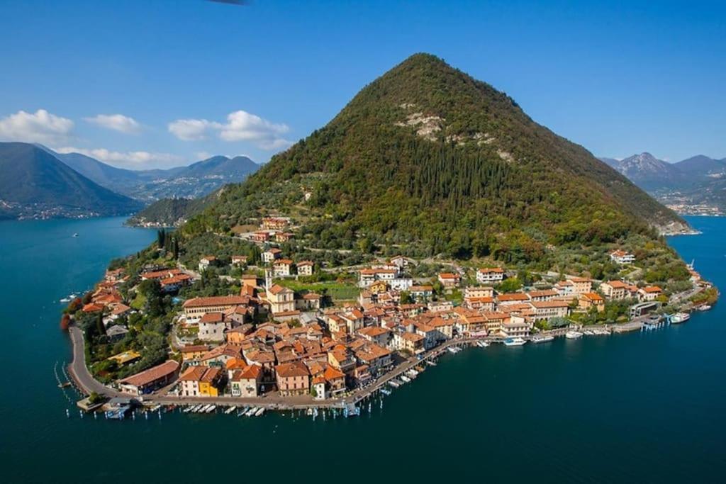 La Dolce Vita - Vista Lago E Piscina Parzanica Extérieur photo