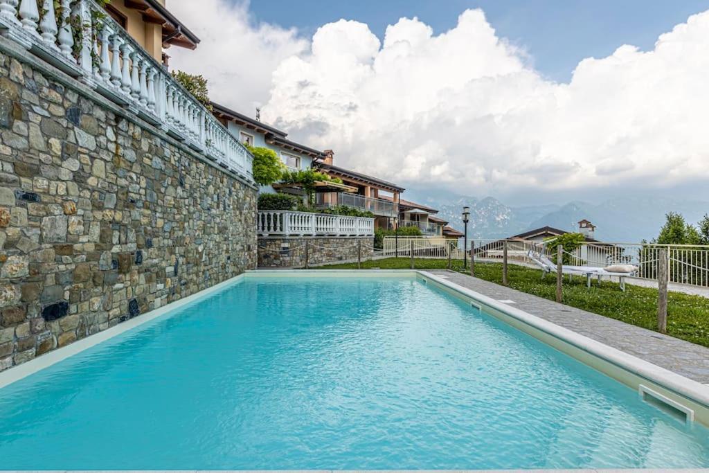 La Dolce Vita - Vista Lago E Piscina Parzanica Extérieur photo